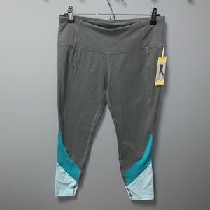 Tangerine Colorblock Capri Leggings